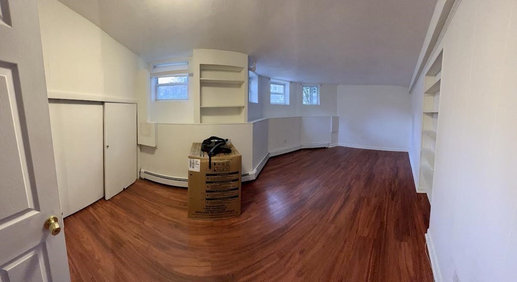 3 bed, 2 bath apartment for rent at 137 Chiswick Rd Unit 1B, Brighton — photo 5 of 8