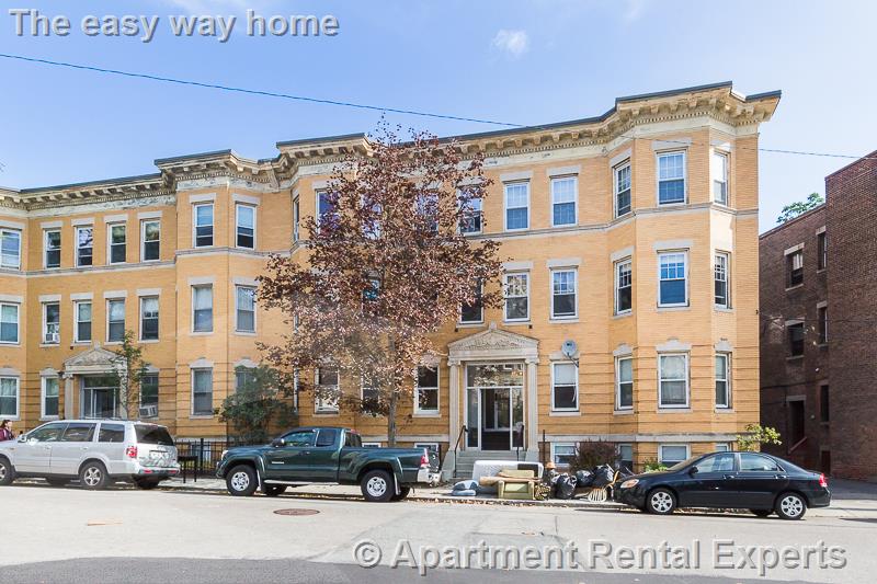 2 bed, 1 bath apartment for rent at 137 Chiswick Rd Unit 2B, Brighton — photo 10 of 11