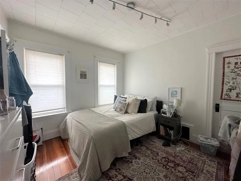 2 bed, 1 bath apartment for rent at 137 Dudley St Unit 3, North Cambridge — photo 14 of 18