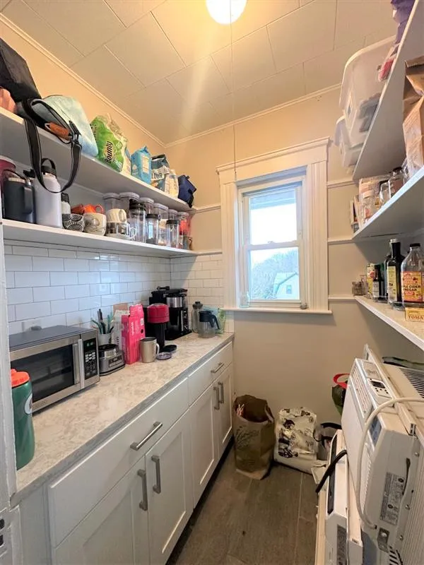 2 bed, 1 bath apartment for rent at 137 Dudley St Unit 3, North Cambridge — photo 7 of 18
