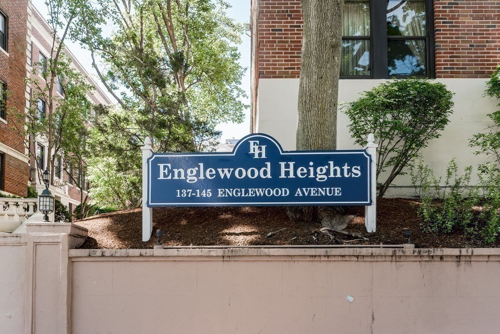 1 bed, 1 bath apartment for rent at 137 Englewood Ave Unit 25, Brighton — photo 10 of 11