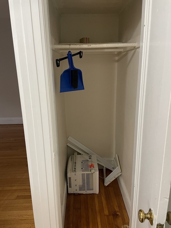 1 bed, 1 bath apartment for rent at 137 Englewood Ave Unit 25, Brighton — photo 8 of 11