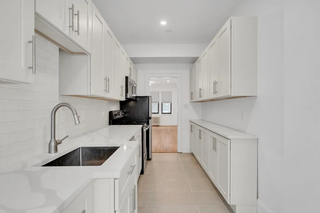 2 bed, 1 bath apartment for rent at 137 Englewood Ave Unit 5, Brighton — photo 11 of 35