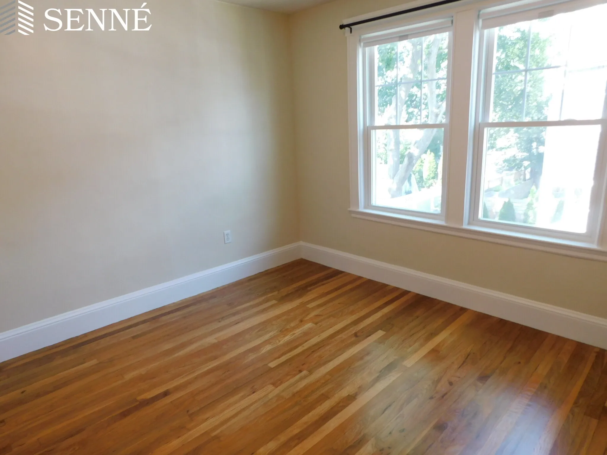 2.5 bed, 1 bath apartment for rent at 137 Fayerweather St Unit 1, West Cambridge — photo 4 of 11