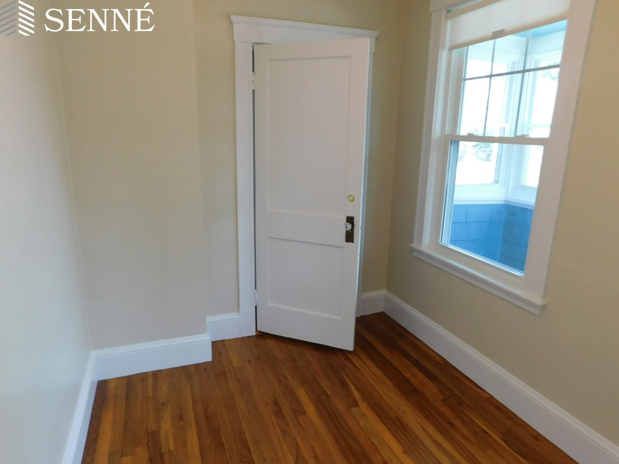 2.5 bed, 1 bath apartment for rent at 137 Fayerweather St Unit 1, West Cambridge — photo 5 of 11