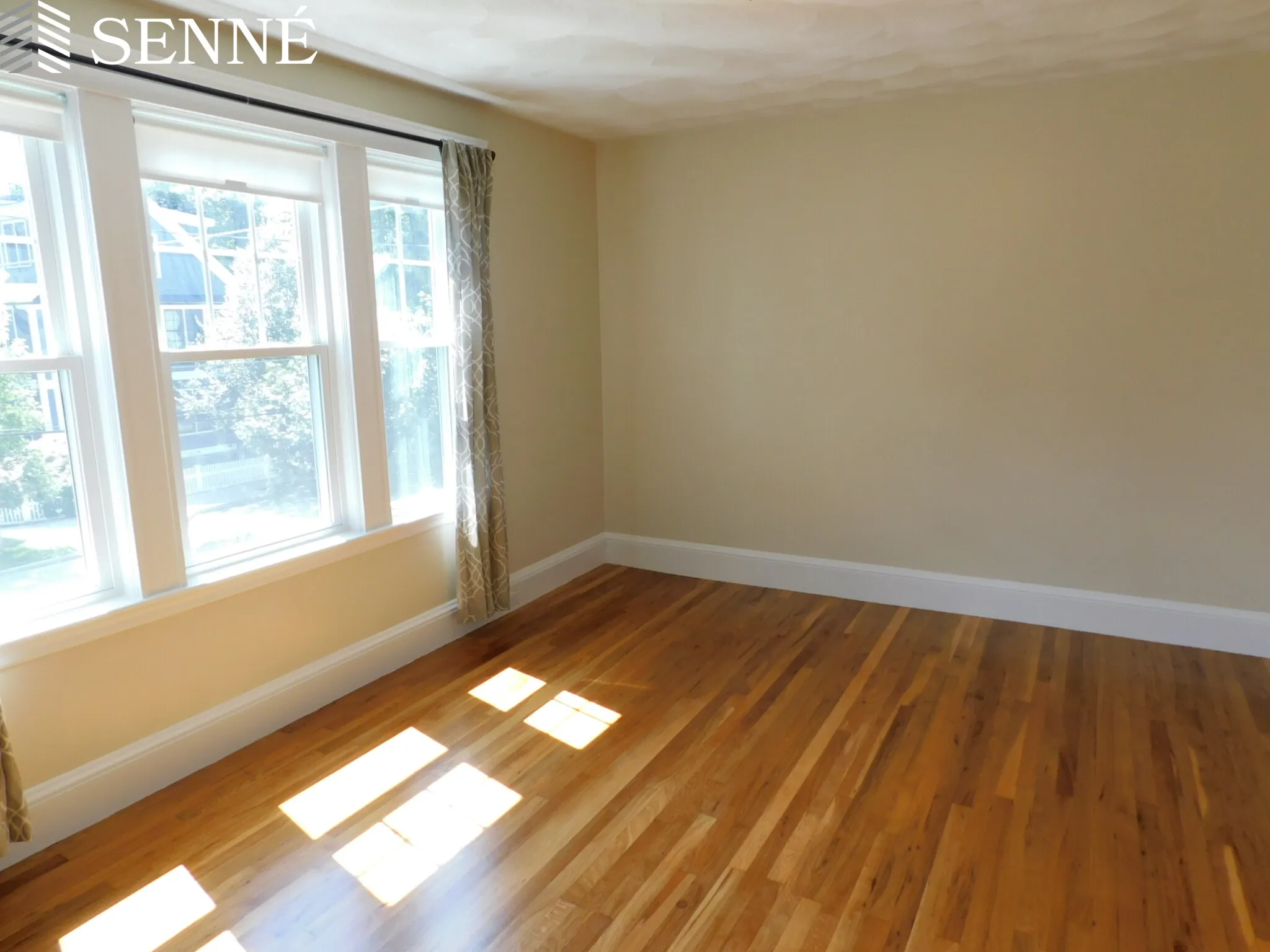 2.5 bed, 1 bath apartment for rent at 137 Fayerweather St Unit 1, West Cambridge — photo 6 of 11