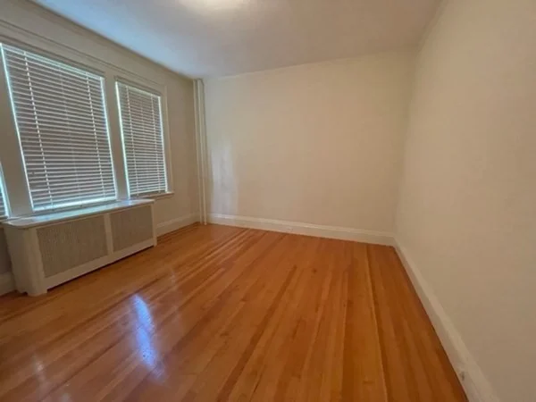 4 bed, 2 bath apartment for rent at 137 Gardner Rd Unit 1, Brookline — photo 15 of 20