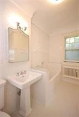 4 bed, 2 bath apartment for rent at 137 Gardner Rd Unit 1, Brookline — photo 14 of 20