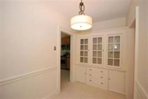 4 bed, 2 bath apartment for rent at 137 Gardner Rd Unit 1, Brookline — photo 12 of 20