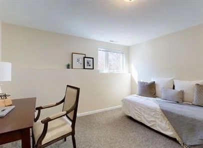5 bed, 2 bath apartment for rent at 137 Glenville Ave Unit 2, Allston — photo 13 of 18
