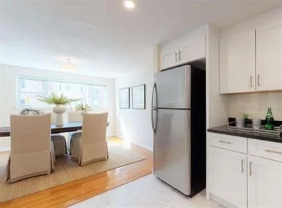 5 bed, 2 bath apartment for rent at 137 Glenville Ave Unit 2, Allston — photo 5 of 18