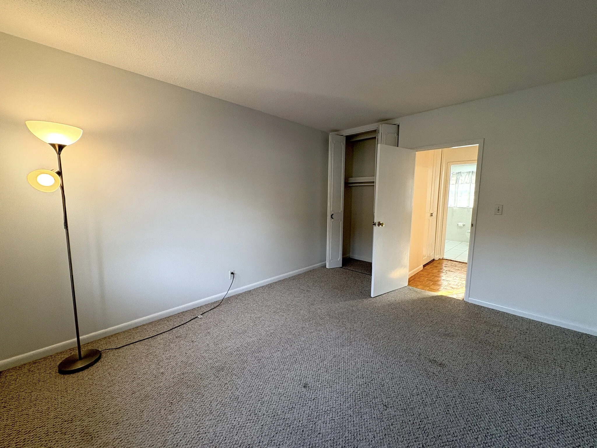 2 bed, 1 bath apartment for rent at 137 Lake Shore Rd Unit 2, Brighton — photo 12 of 15