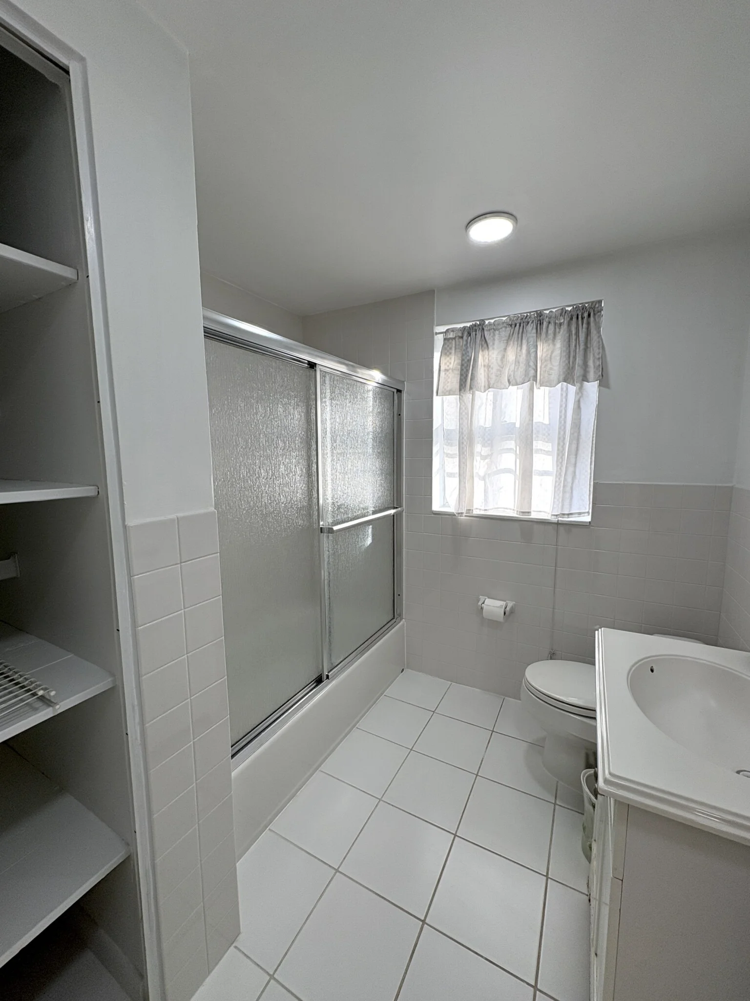 2 bed, 1 bath apartment for rent at 137 Lake Shore Rd Unit 2, Brighton — photo 13 of 15