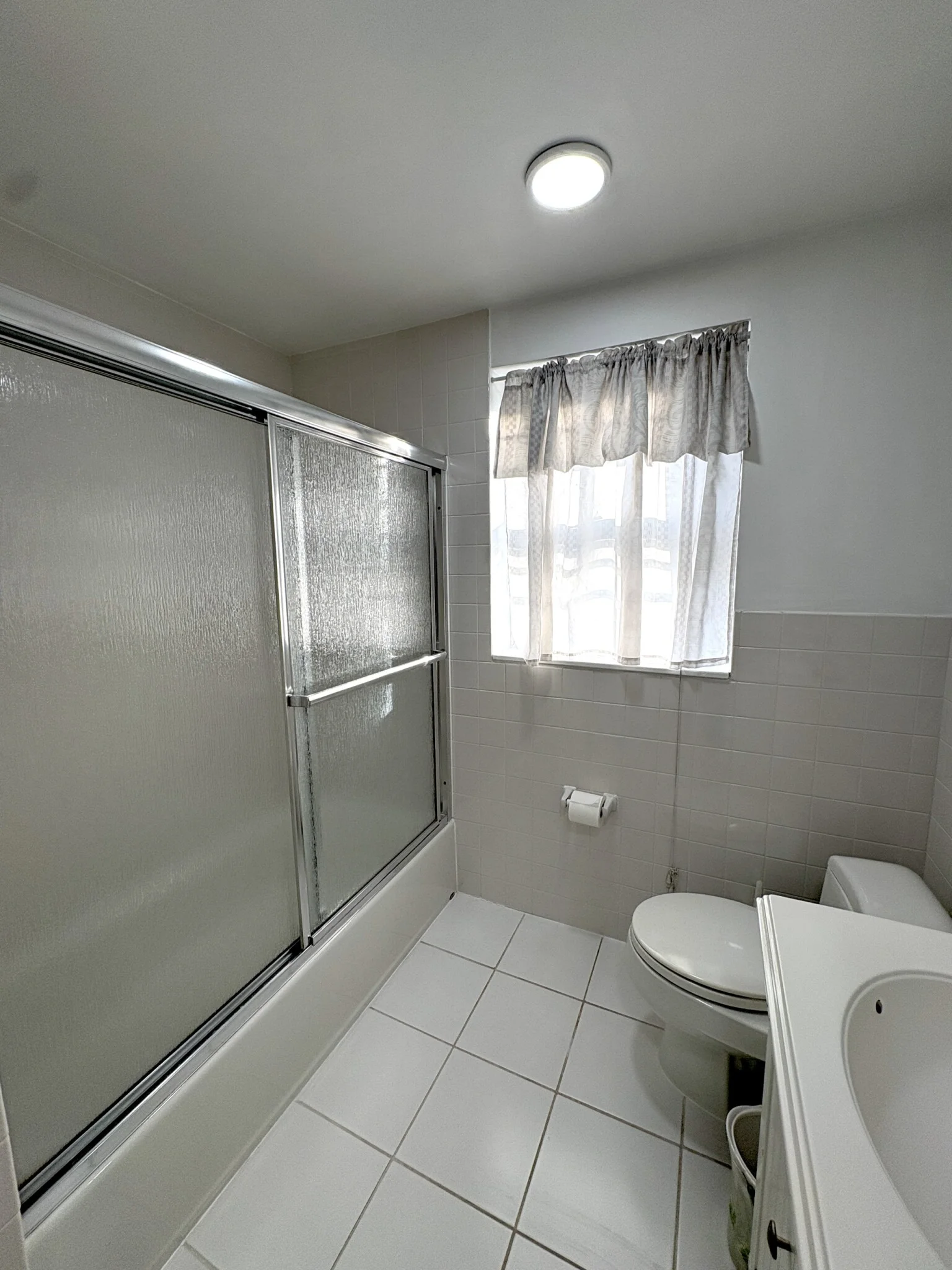 2 bed, 1 bath apartment for rent at 137 Lake Shore Rd Unit 2, Brighton — photo 14 of 15