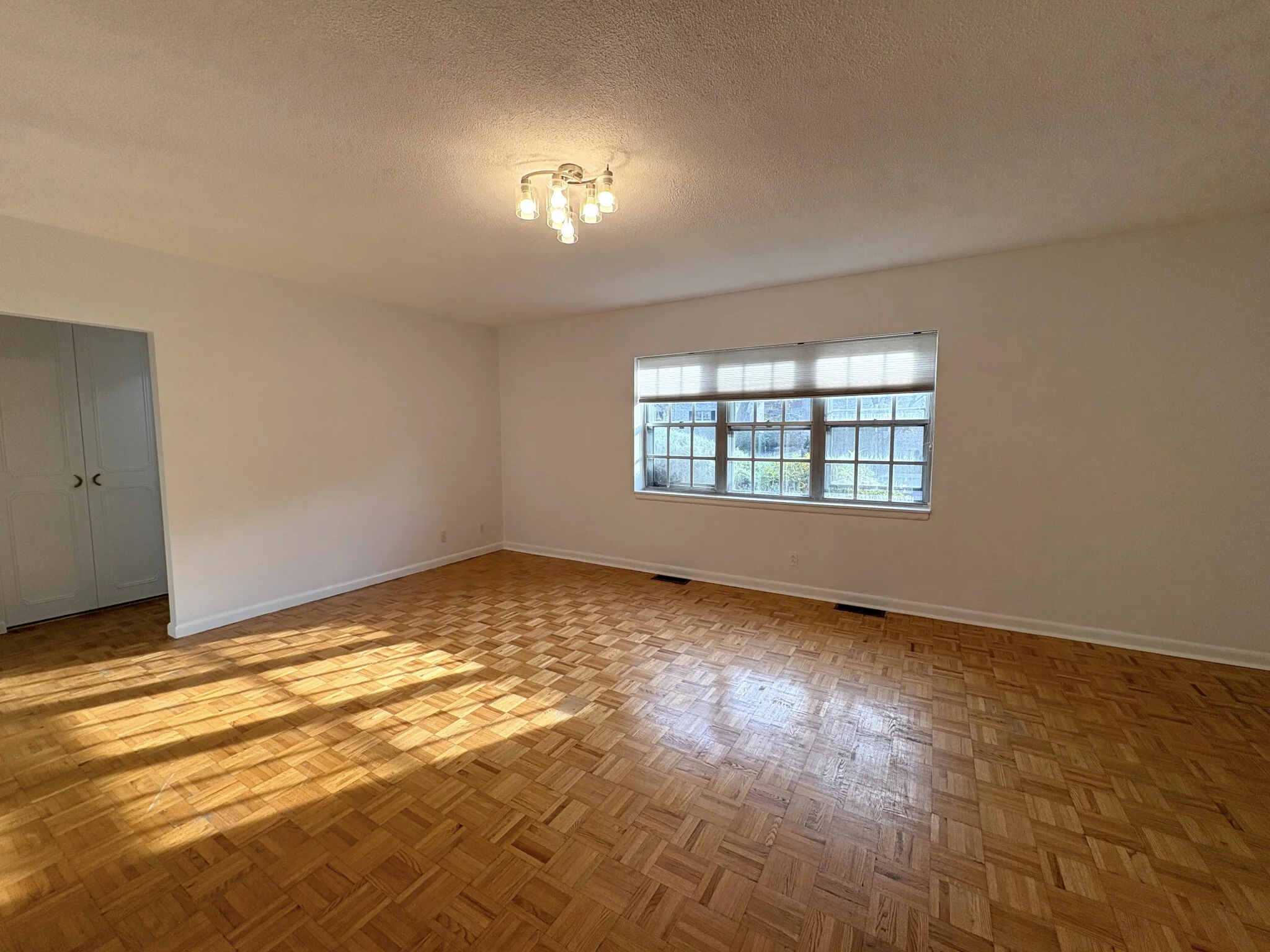2 bed, 1 bath apartment for rent at 137 Lake Shore Rd Unit 2, Brighton — photo 8 of 15