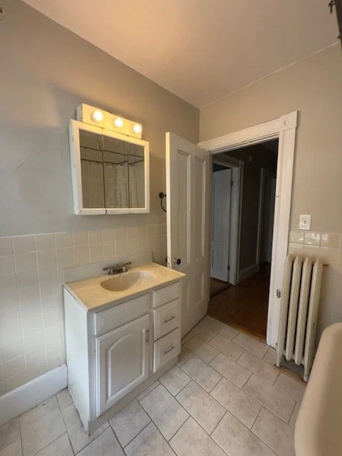 2 bed, 1 bath apartment for rent at 137 Lynde St Unit 2, Melrose — photo 12 of 17