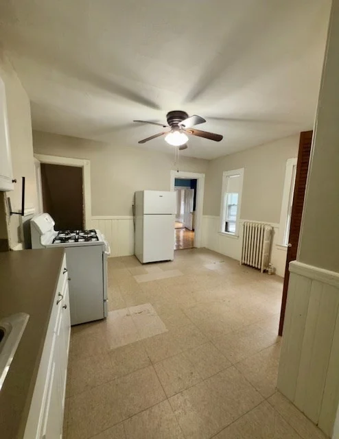 2 bed, 1 bath apartment for rent at 137 Lynde St Unit 2, Melrose — photo 3 of 17