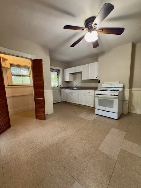 2 bed, 1 bath apartment for rent at 137 Lynde St Unit 2, Melrose — photo 6 of 17
