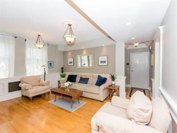 1 bed, 1 bath apartment for rent at 137 Marlborough St Unit 1, Back Bay — photo 14 of 23