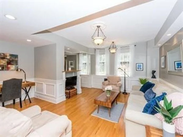 1 bed, 1 bath apartment for rent at 137 Marlborough St Unit 1, Back Bay — photo 12 of 23