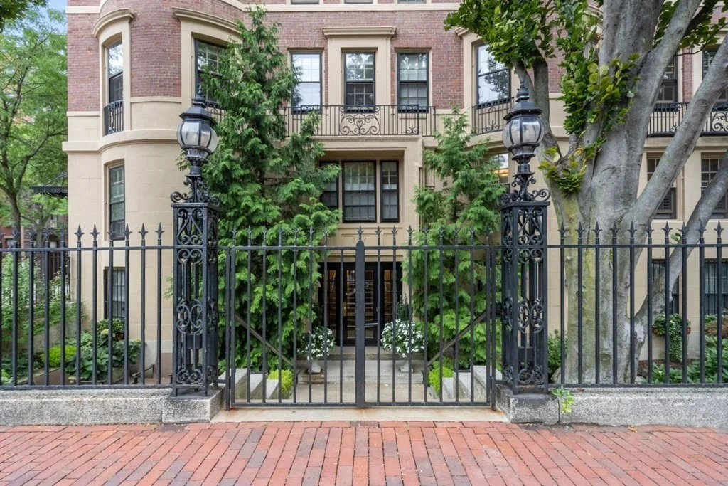 2 bed, 2 bath apartment for rent at 137 Marlborough St Unit 2A, Back Bay — photo 25 of 26