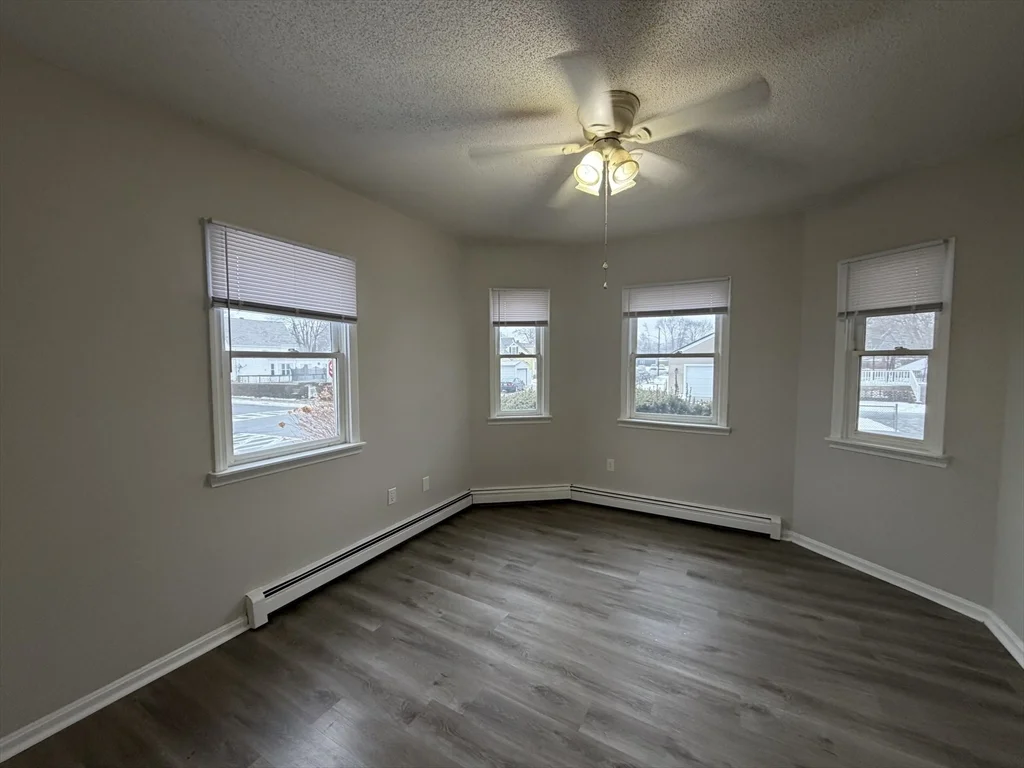 2 bed, 1 bath apartment for rent at 137 Midland Unit 1, Lowell — photo 11 of 16