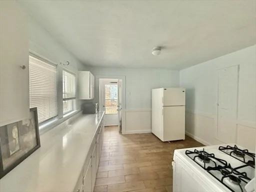 2 bed, 1 bath apartment for rent at 137 Mills St Unit 1, Malden — photo 22 of 27