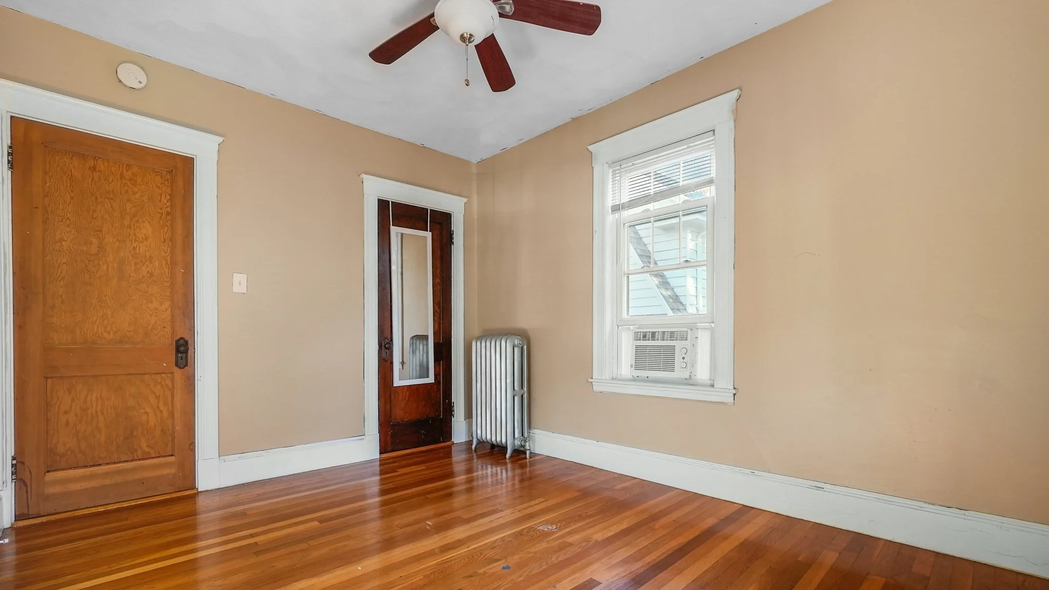 3 bed, 2 bath apartment for rent at 137 Milton St Unit 2, Dorchester — photo 9 of 22