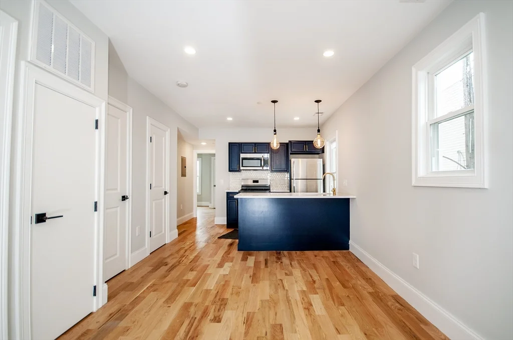 3 bed, 2 bath apartment for rent at 137 Paris St Unit 2, East Boston — photo 14 of 14