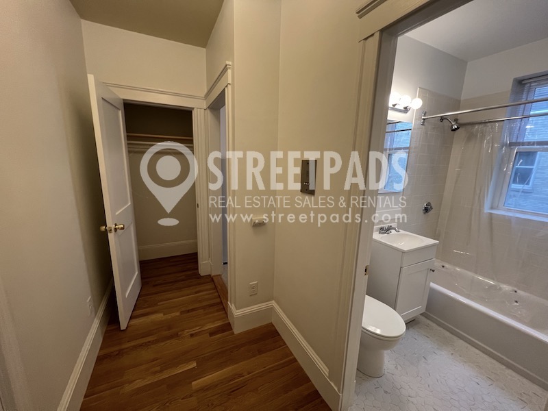 Studio bed, 1 bath apartment for rent at 137 Park Dr Unit 11, Fenway — photo 7 of 14