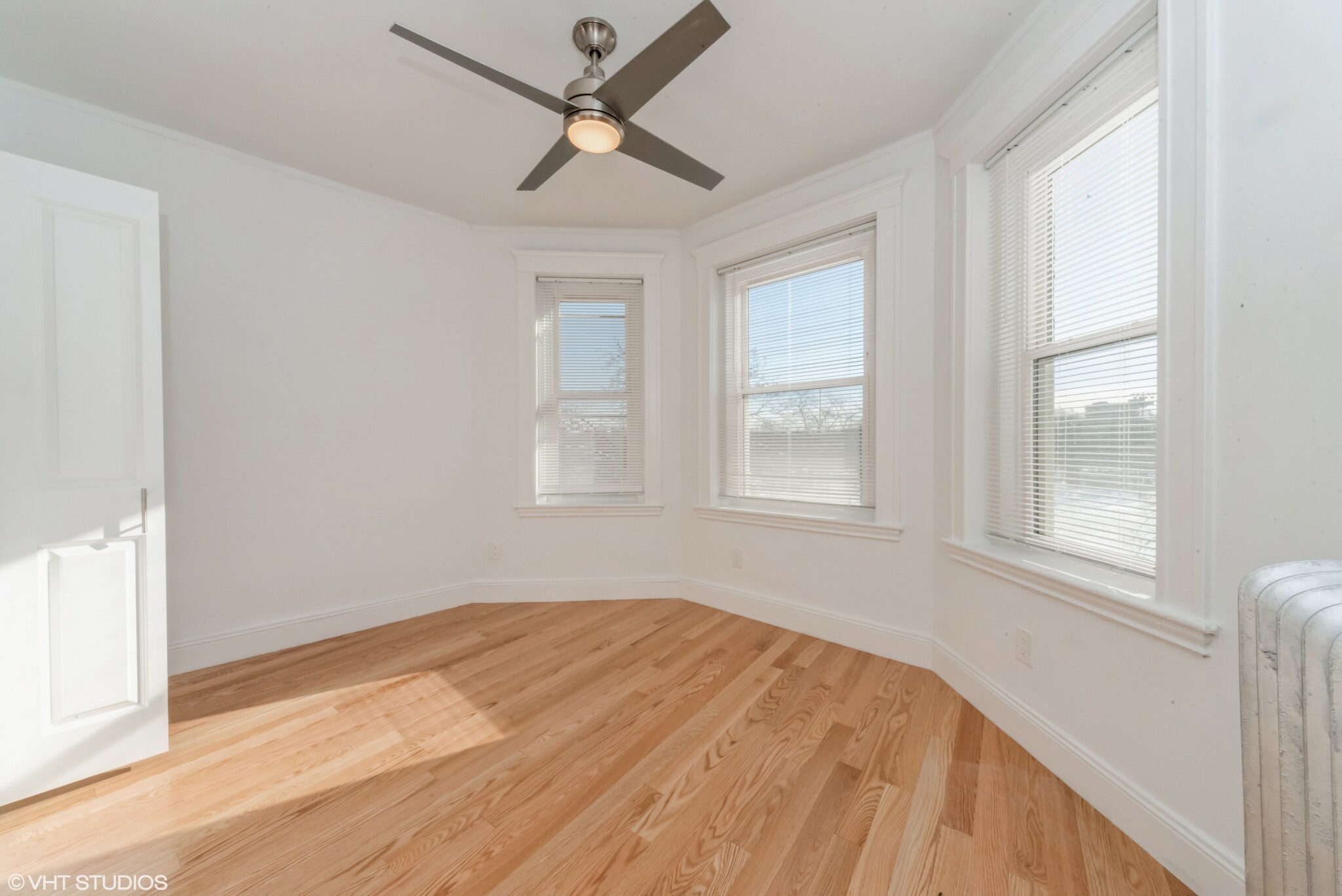 2 bed, 1 bath apartment for rent at 137 Park Dr Unit 27, Fenway — photo 6 of 11