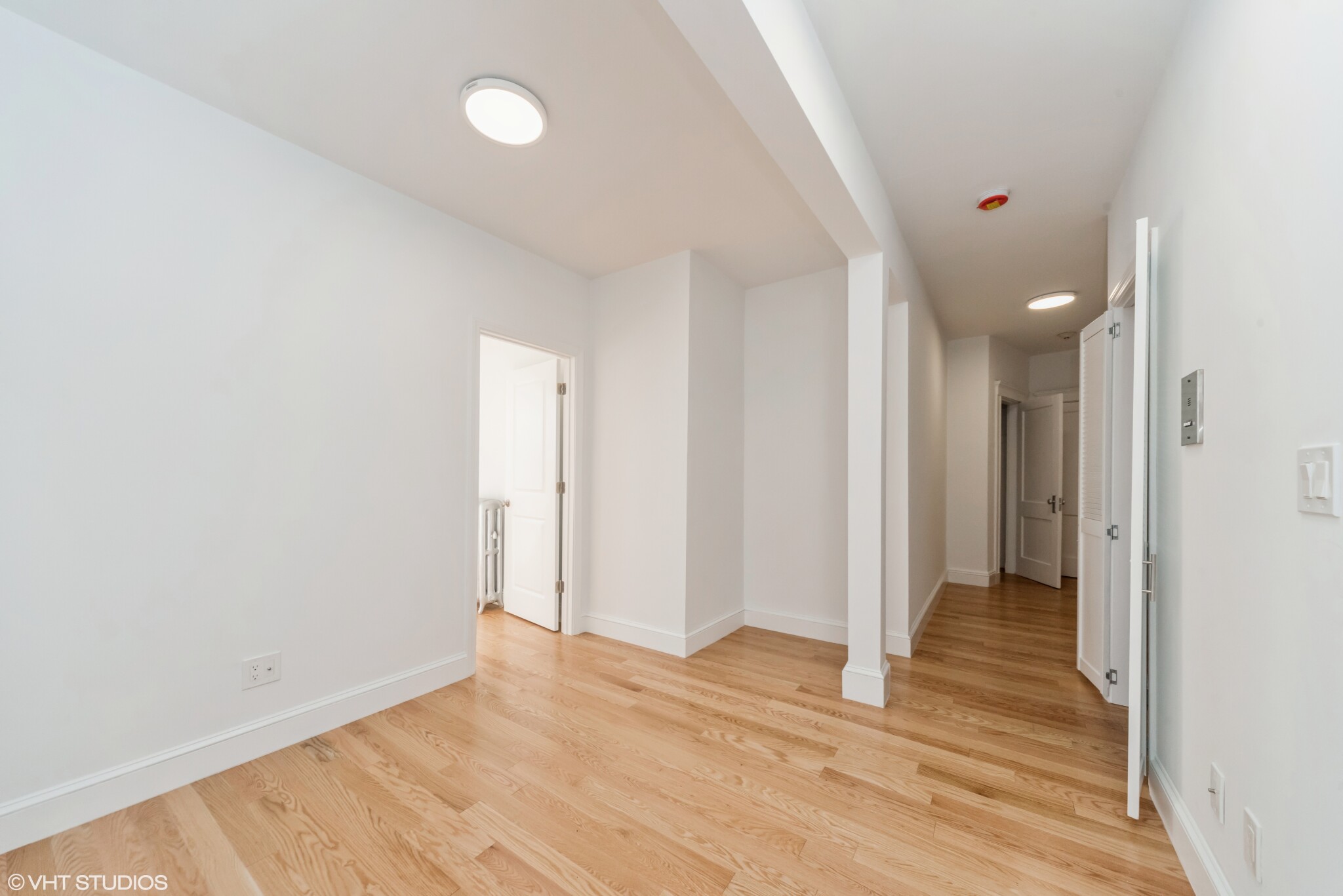 2 bed, 1 bath apartment for rent at 137 Park Dr Unit 27, Fenway — photo 5 of 11