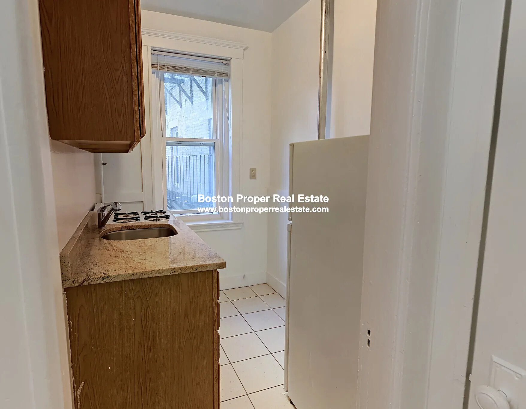 Studio bed, 1 bath apartment for rent at 137 Park Dr Unit 40, Fenway — photo 5 of 7