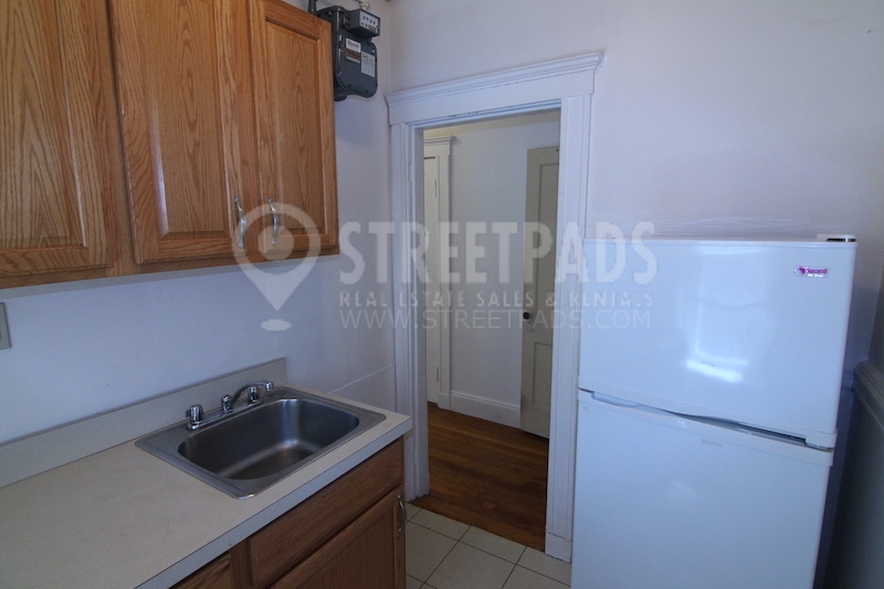 Studio bed, 1 bath apartment for rent at 137 Park Dr Unit 7, Fenway — photo 10 of 14