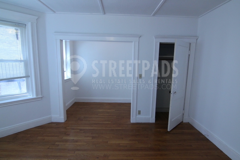 Studio bed, 1 bath apartment for rent at 137 Park Dr Unit 7, Fenway — photo 2 of 14