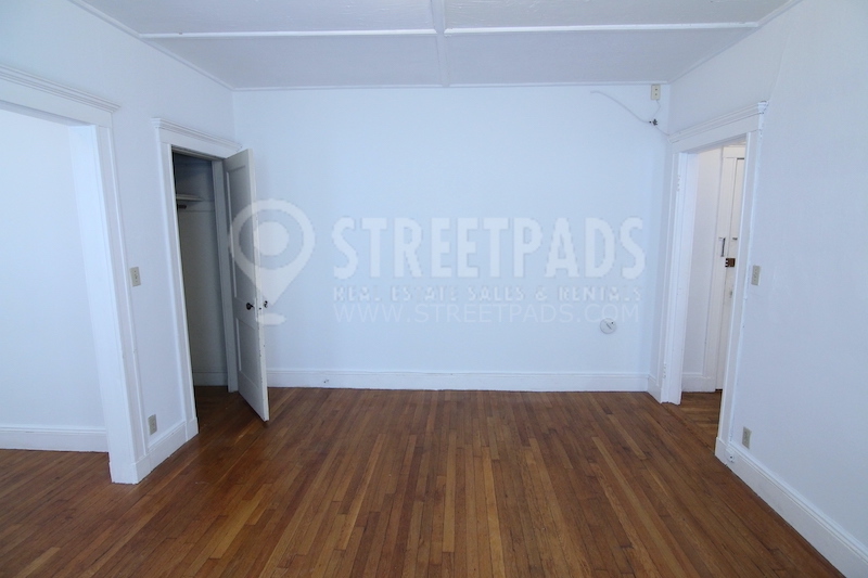 Studio bed, 1 bath apartment for rent at 137 Park Dr Unit 7, Fenway — photo 5 of 14