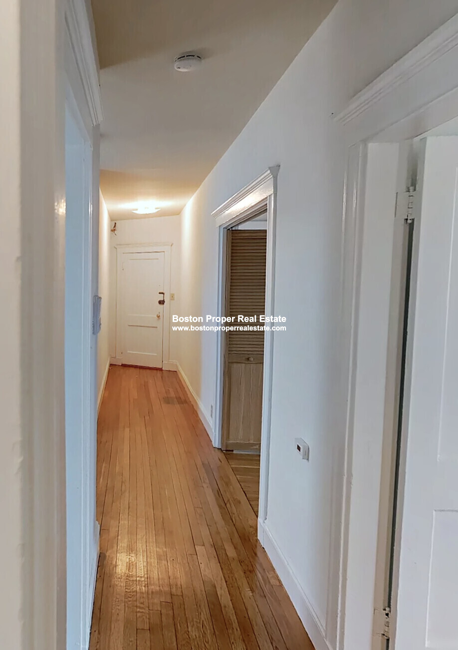 2 bed, 1 bath apartment for rent at 137 Park Dr Unit 9a, Fenway — photo 6 of 8