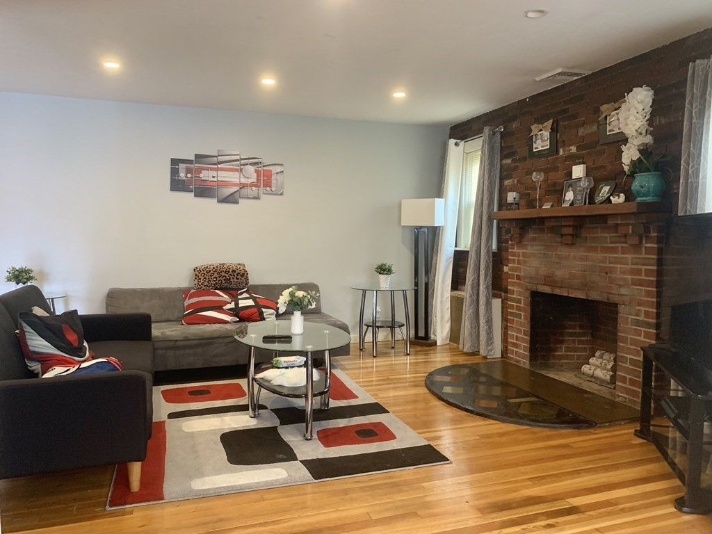 2 bed, 1 bath apartment for rent at 137 Patriot Pkwy Unit 0, Revere — photo 5 of 15
