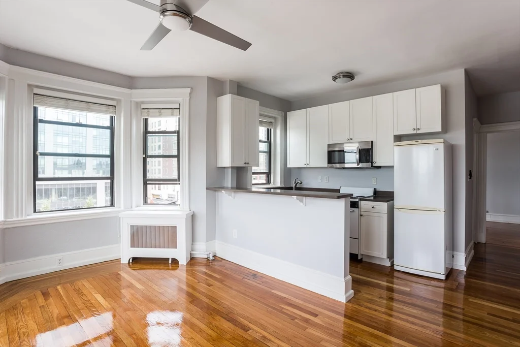 2 bed, 1 bath apartment for rent at 137 Peterborough St Unit 23, Fenway — photo 3 of 14