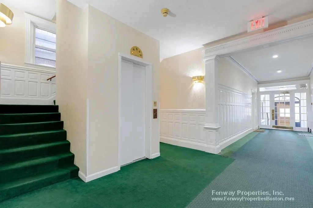 2 bed, 1 bath apartment for rent at 137 Peterborough St Unit 32, Fenway — photo 13 of 14