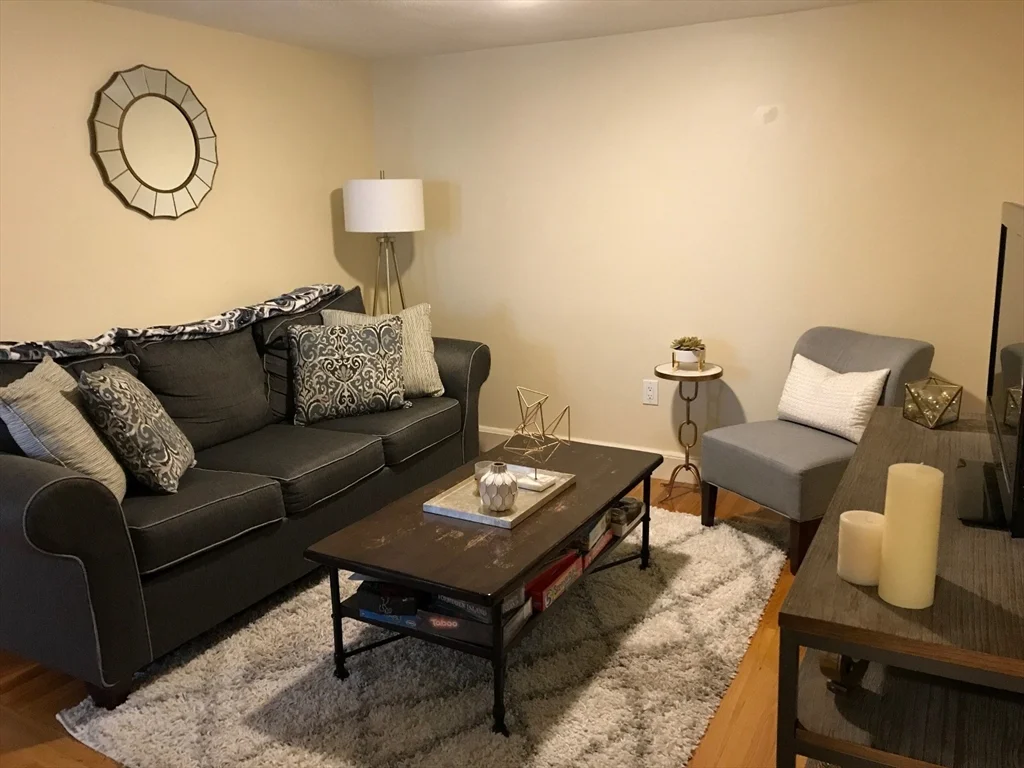 2 bed, 1 bath apartment for rent at 137 Peterborough Unit 33, Fenway — photo 1 of 8