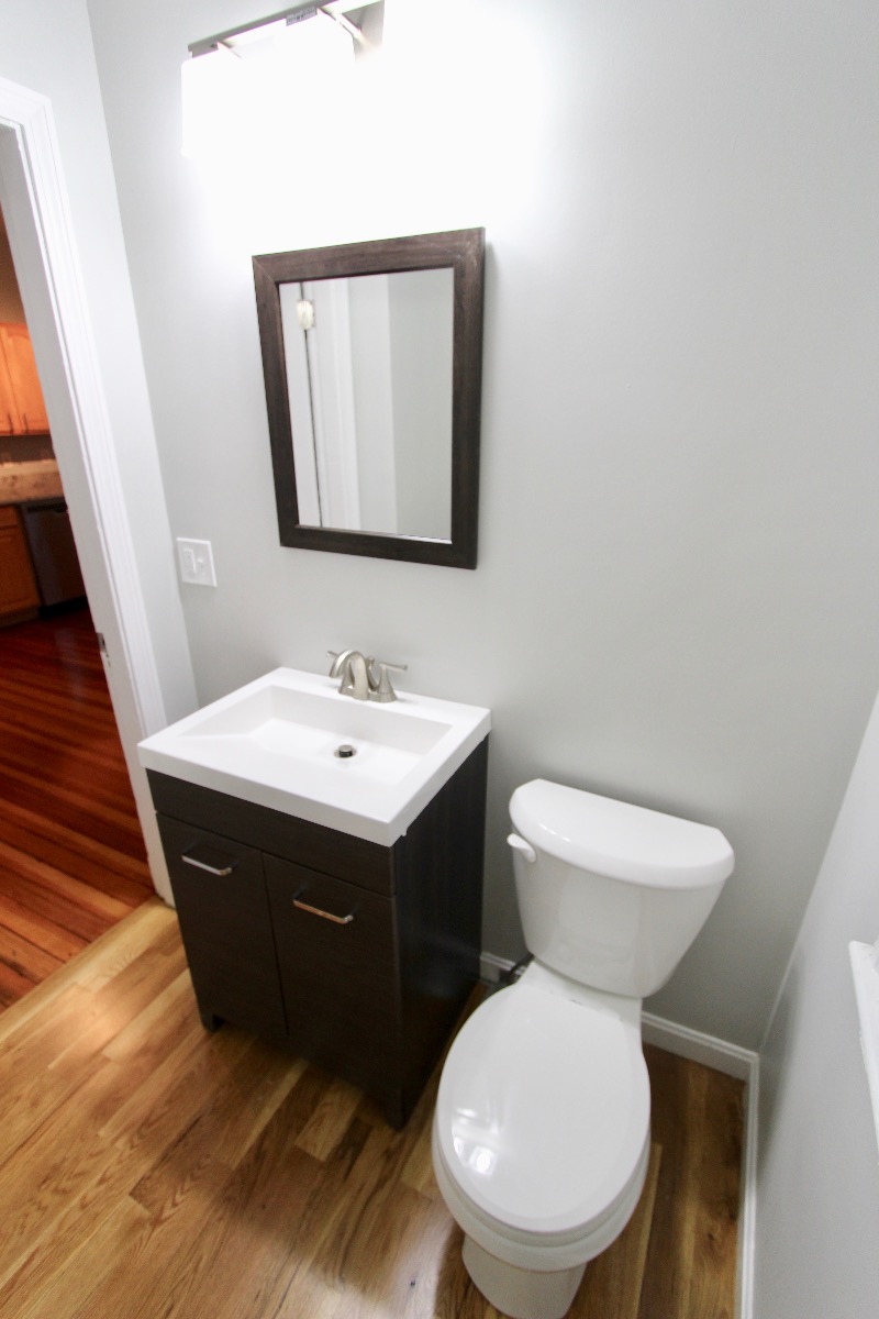 3 bed, 1.5 bath apartment for rent at 137 Pleasant St Unit 1, Dorchester — photo 5 of 8