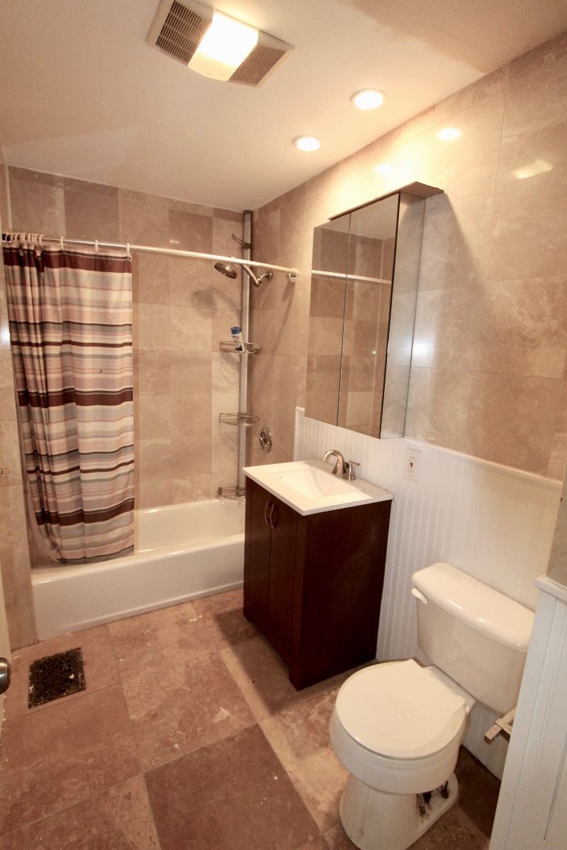 3 bed, 1.5 bath apartment for rent at 137 Pleasant St Unit 1, Dorchester — photo 3 of 8