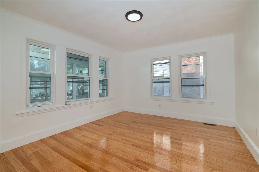 3 bed, 2 bath apartment for rent at 137 Safford St Unit 2, Quincy — photo 11 of 11
