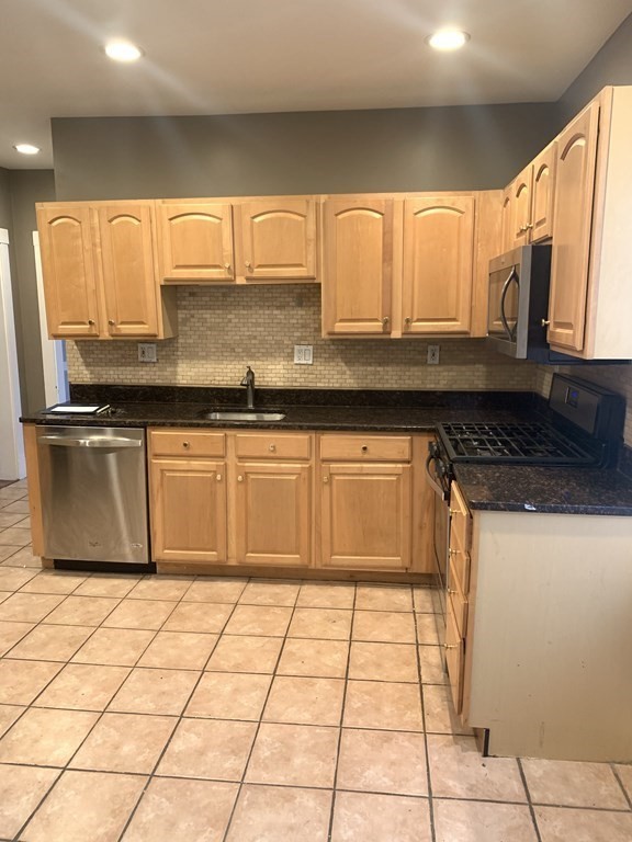 2 bed, 1 bath apartment for rent at 137 Sharon St Unit 1, Medford — photo 1 of 7