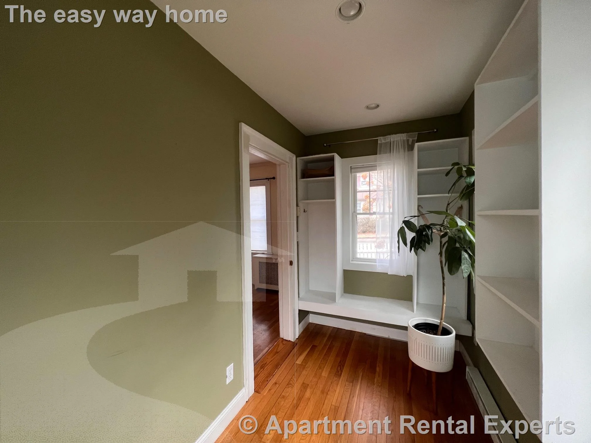 3 bed, 1 bath apartment for rent at 137 Sunset Rd, Arlington Heights — photo 12 of 18