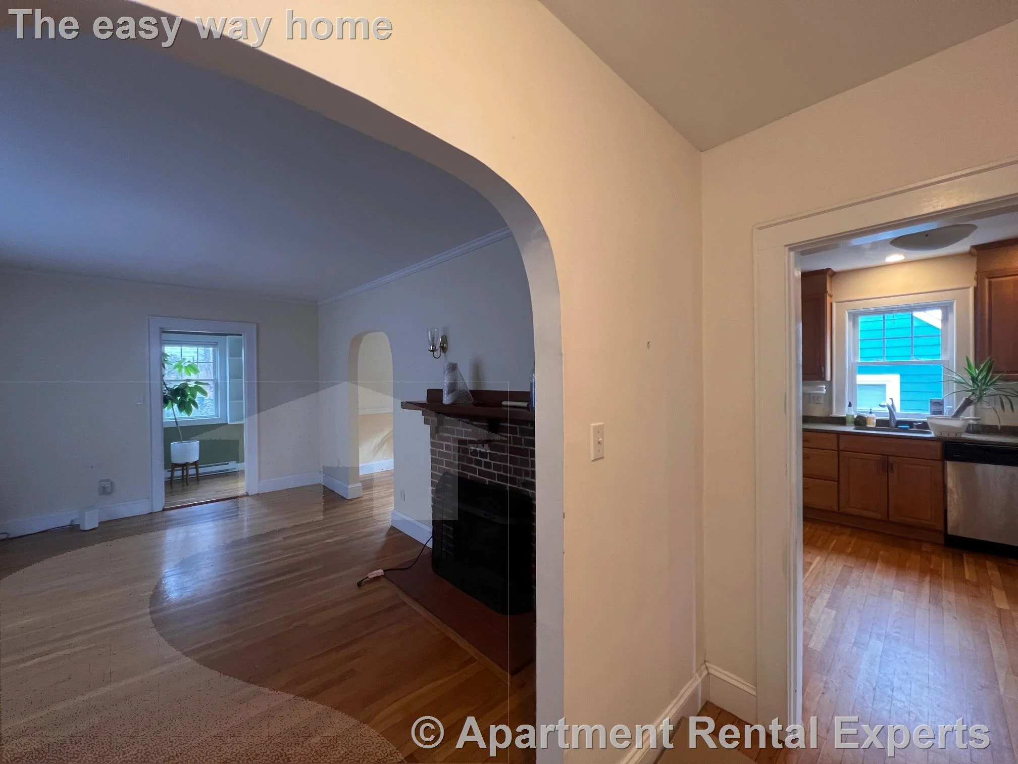 3 bed, 1 bath apartment for rent at 137 Sunset Rd, Arlington Heights — photo 9 of 18