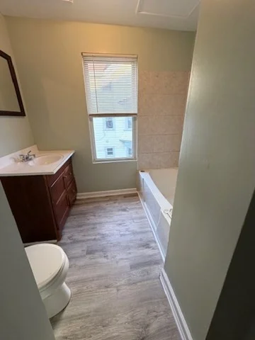 3 bed, 1 bath apartment for rent at 137 Tecumseh Unit 2, Fall River — photo 8 of 11