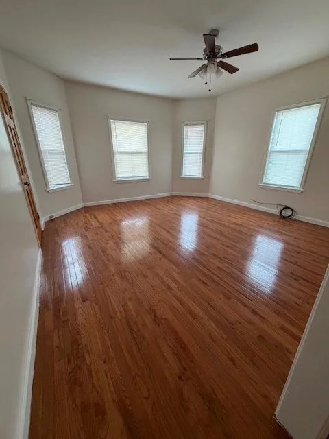 3 bed, 1 bath apartment for rent at 137 Tecumseh Unit 2, Fall River — photo 3 of 11