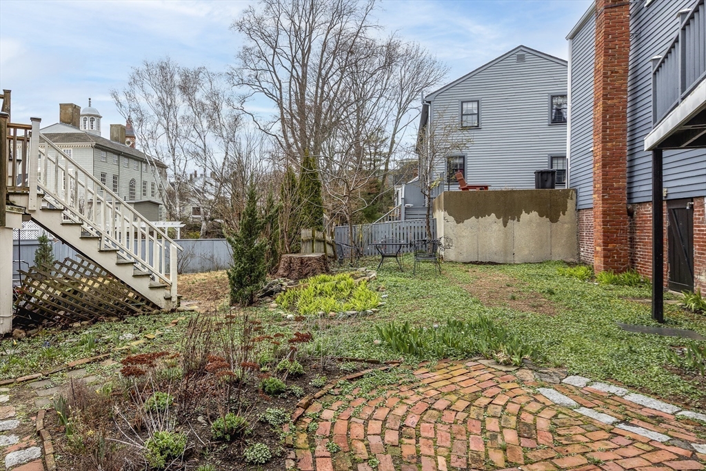 1 bed, 1 bath apartment for rent at 137 Washington Unit 1R, Old Town — photo 16 of 17